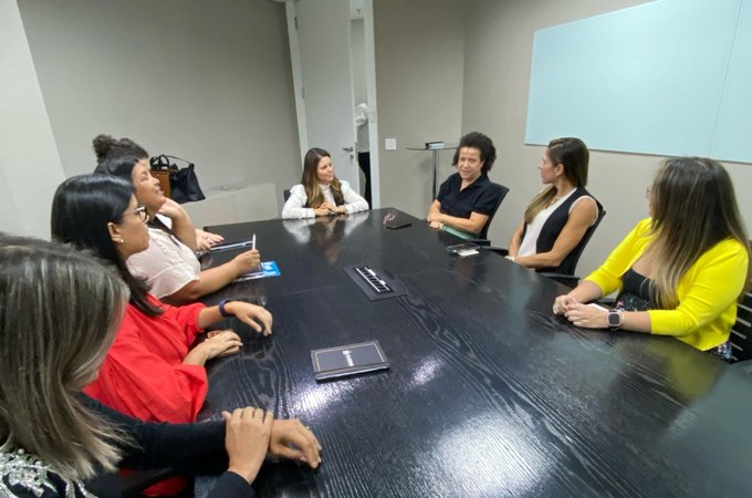 Primeira-dama e secretária da Serfi buscam parcerias com Rede Mulher Empreendedora em São Paulo