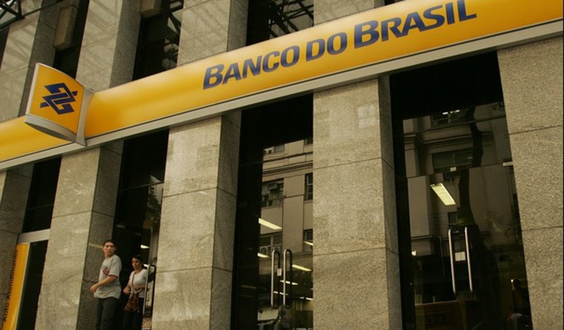 Banco do Brasil abre concurso com chances para escriturários