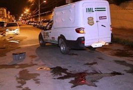 Familiares do homem achado morto dentro de um carro na BR-104 falam sobre suspeitos