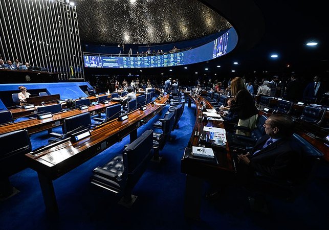 PL elege 19 senadores e soma 28; MDB conquista sete vagas e PT fica com apenas seis