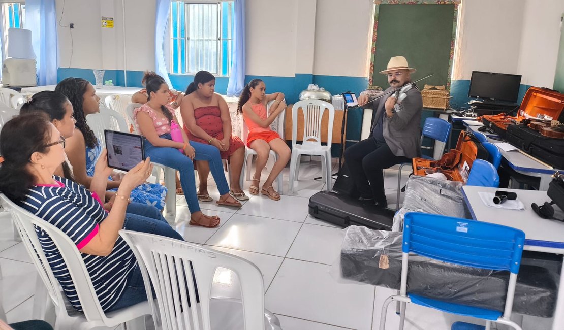 Momento histórico: Taquarana inicia primeira orquestra sinfônica exclusivamente feminina de Alagoas