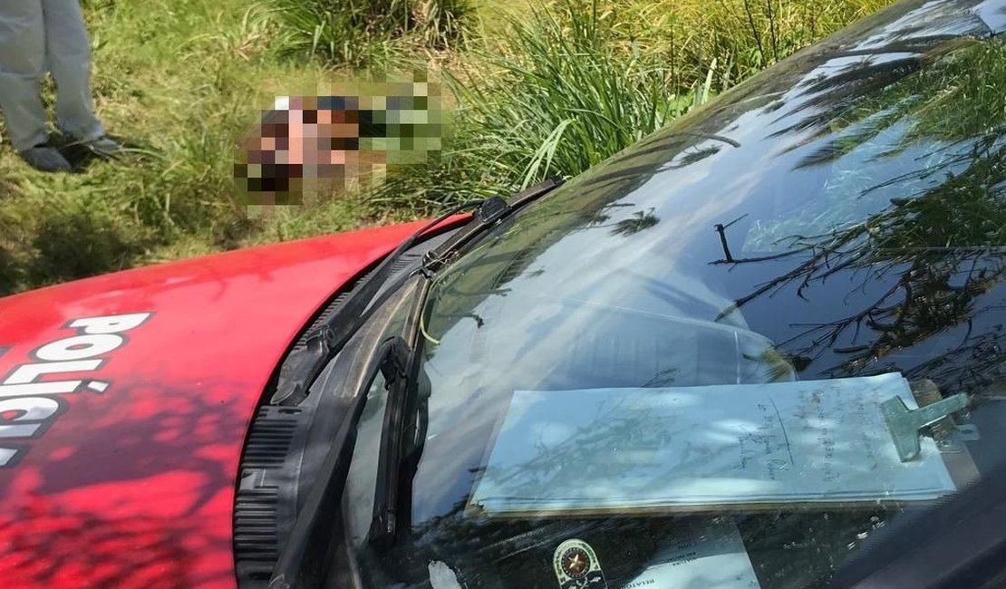 Jovem é morto a tiros e tem cabeça parcialmente cortada em Marechal Deodoro