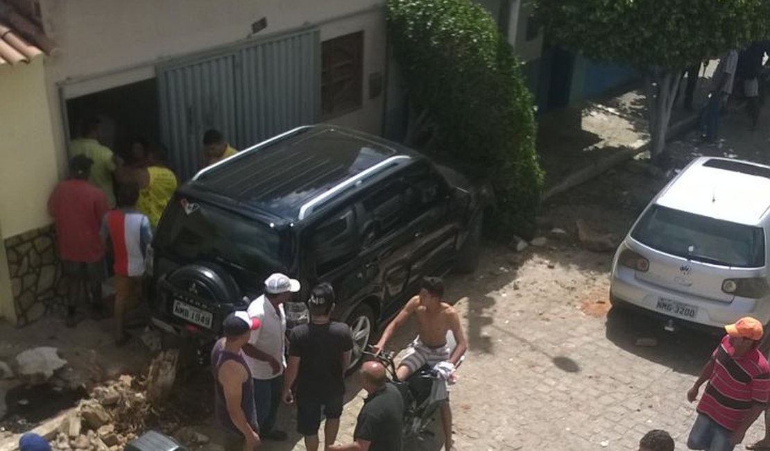 Vereador de Batalha 'Neguinho Boiadeiro' é morto a tiros na porta da Câmara