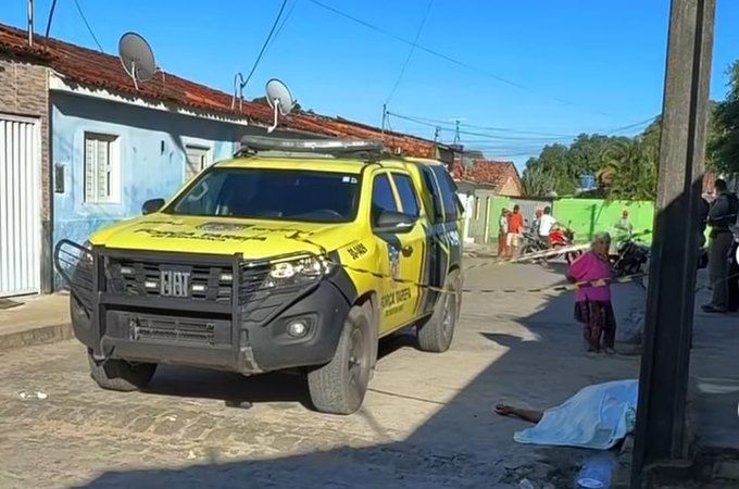Homem é morto a tiros e encontrado debaixo de veículo em São Sebastião