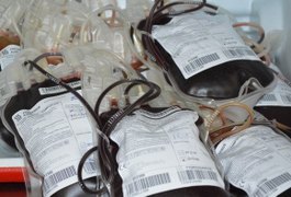 Após feriado, estoque de sangue no Hemoal é considerado crítico
