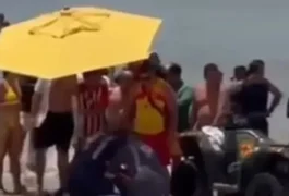 Homem fica ferido após acidente com jet ski, na praia de Pajuçara, em Maceió