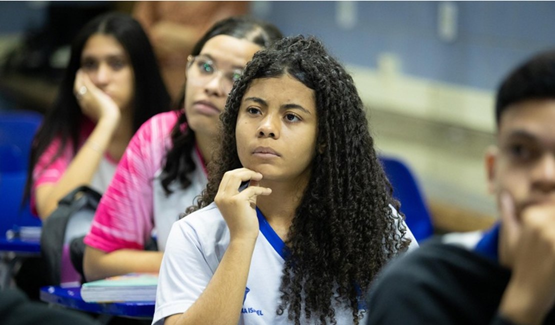 Prazo para solicitação de isenção de taxa do Enem se encerra nesta sexta-feira