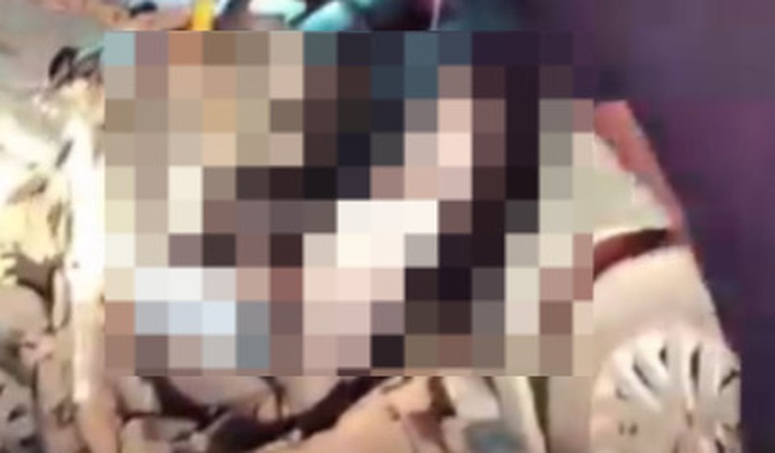 Colisão entre carro e carreta deixa homem preso às ferragens em Porto Calvo