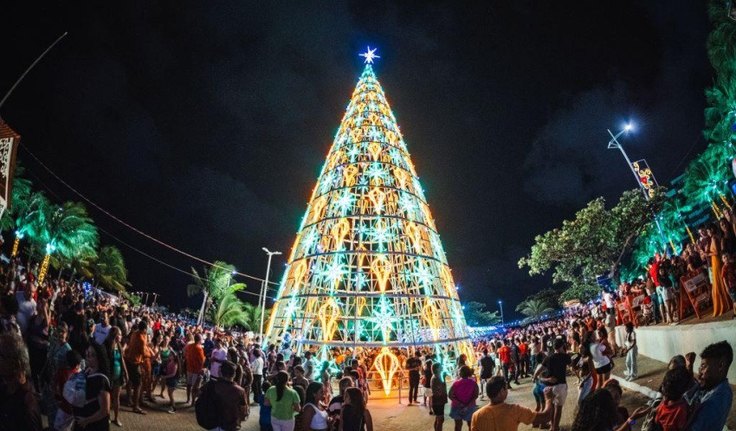 Natal de Todos Nós ilumina a Orla de Maceió com magia e encanto na abertura oficial dos festejos natalinos