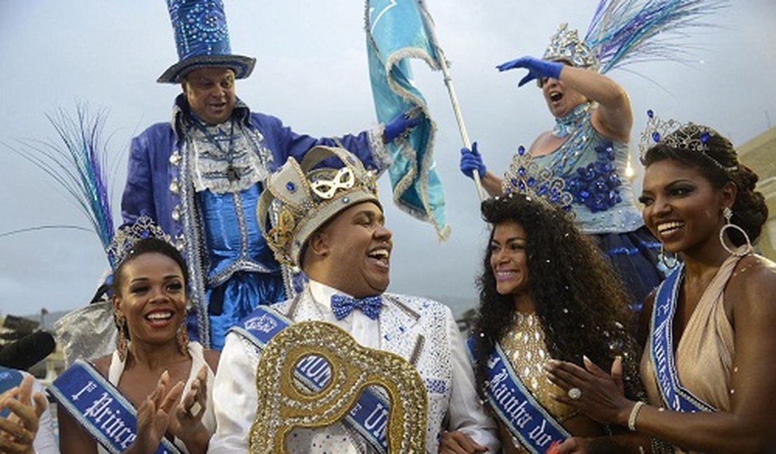 Sambódromo do Rio é liberado pouco antes do desfile do Grupo A