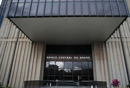 Servidores do BC ameaçam greve com paralisação total do PIX, caso Bolsonaro reajuste só salários de policiais