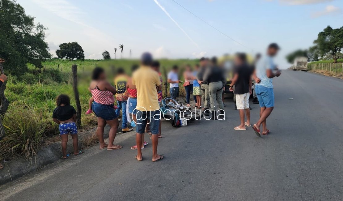 VÍDEO. Motociclista é executado a tiros em rodovia no Agreste alagoano