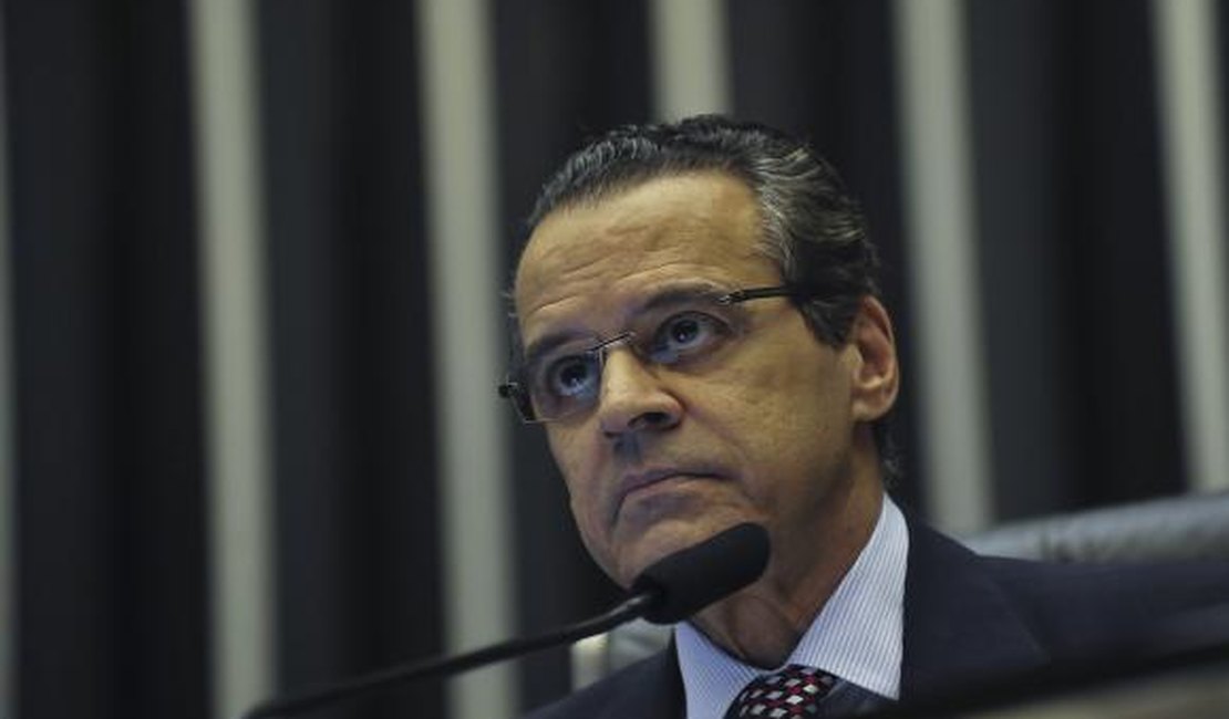 Henrique Eduardo Alves é o terceiro ministro de Temer a pedir demissão