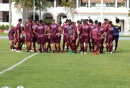 Três pessoas ficam feridas em mais um incêndio em alojamento de time no Rio