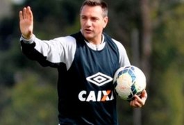 CRB anuncia Doriva como novo técnico