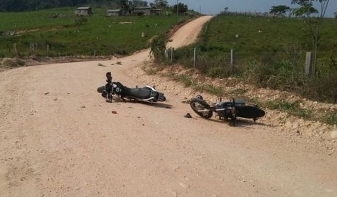 Colisão entre motos deixa um morto e outros dois feridos no Sertão de AL
