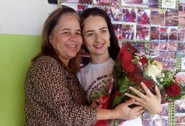 Educadora de Coité do Nóia conquista 2º lugar em etapa estadual de premiação do MEC