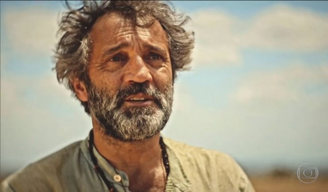 'Nossa homenagem é constante', diz viúva de Domingos Montagner, morto há um ano