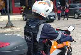 Colisão deixa motociclista ferido em trevo de rodovia, em Arapiraca