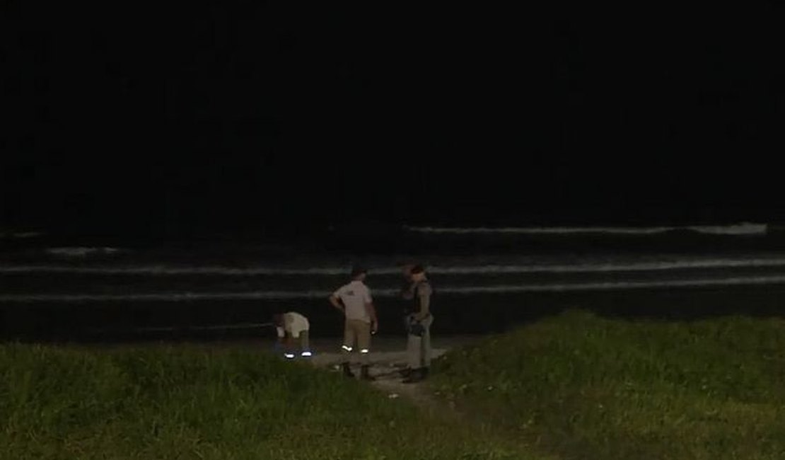 Banhista é encontrada morta após se afogar em praia de Maceió