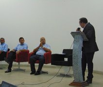 Candidatos a prefeito de Arapiraca apresentam propostas durante debate na Ufal