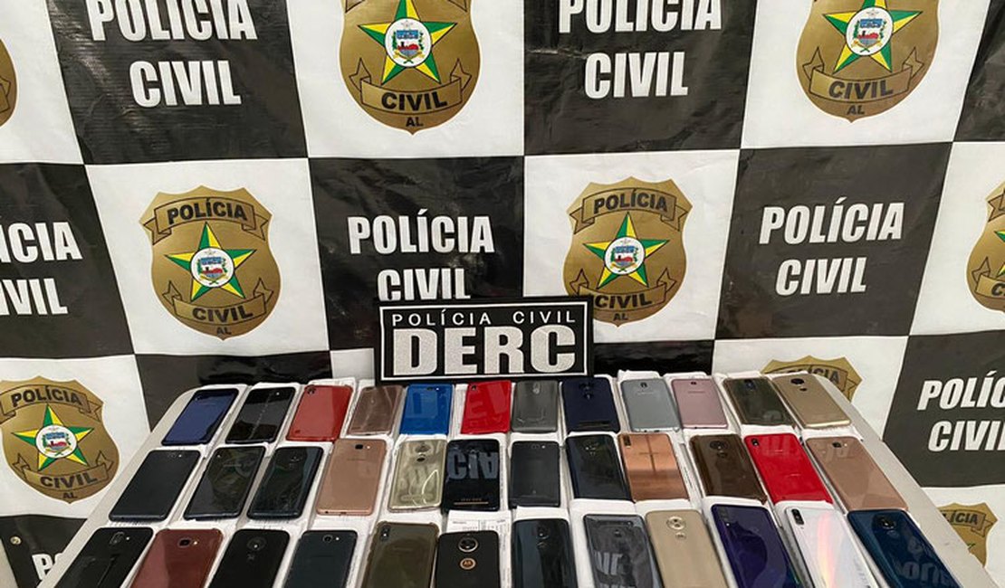 Delegacia devolve celulares recuperados em operação na semana passada