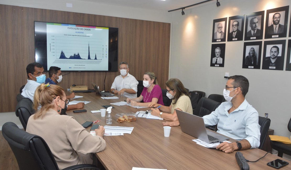 Sesau estuda ampliação de leitos hospitalares exclusivos para assistir pacientes com Covid-19