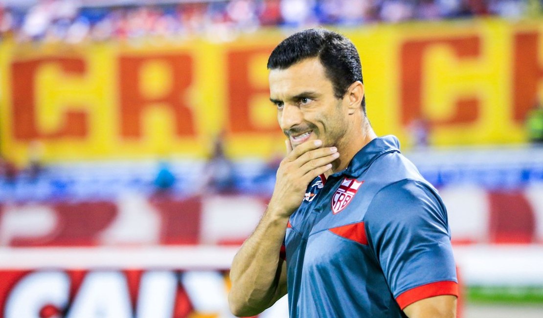 Após derrota, Júnior Rocha é o segundo técnico a deixar o CRB esse ano