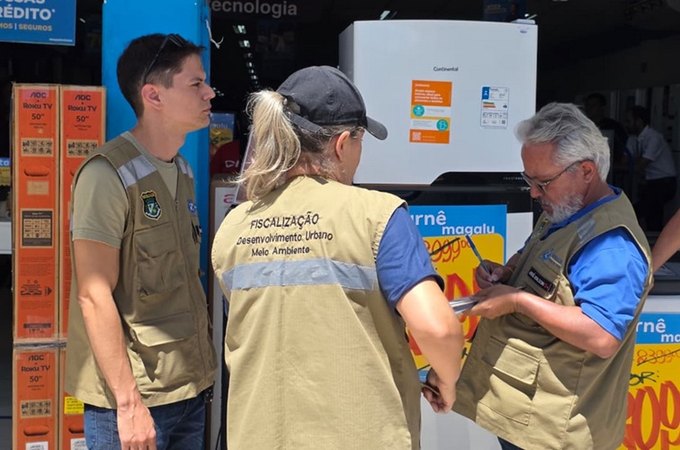 Fiscalização notifica 45 lojas do Centro de Arapiraca por poluição sonora