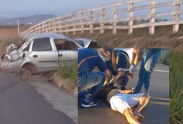 Capotamento de veículo deixa homem ferido na AL 110, em Arapiraca