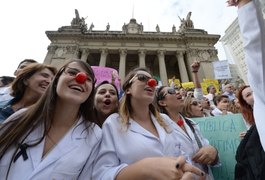 Medicina no Brasil é branca e classe média