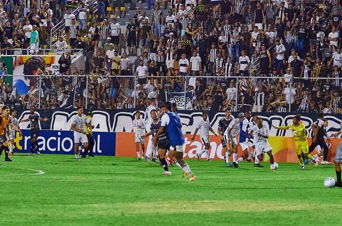ASA é punido pelo STJD com multa e jogos de portões fechados após confusão contra Operário na Copa do Brasil