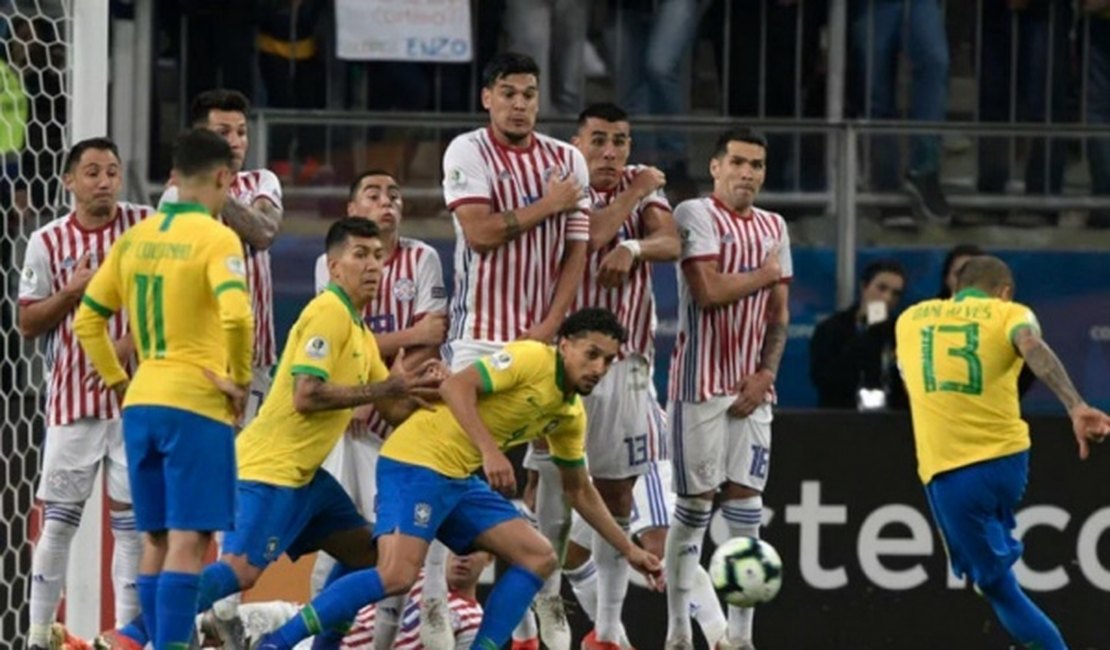 Brasil passa no sufoco pelo Paraguai e vai à semifinal da Copa América