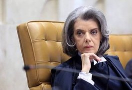 Cármen Lúcia diz que não 'há o que questionar' na fala de Temer sobre Abin