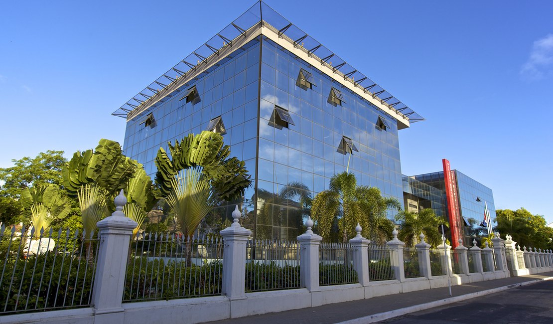 Projeto de Lei quer revisar benefícios de agentes e escrivães da PC de AL