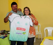 Prefeitura de Arapiraca entrega camisas do 25º Campeonato Amador de Futebol