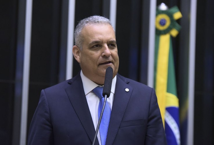 Alfredo Gaspar repudia “ditadura da toga” após decisão de Moraes sobre prisão domiciliar de Bolsonaro