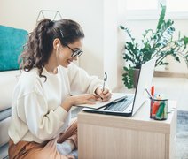 Sites reúnem mais de 400 opções de cursos gratuitos ofertados por diferentes instituições