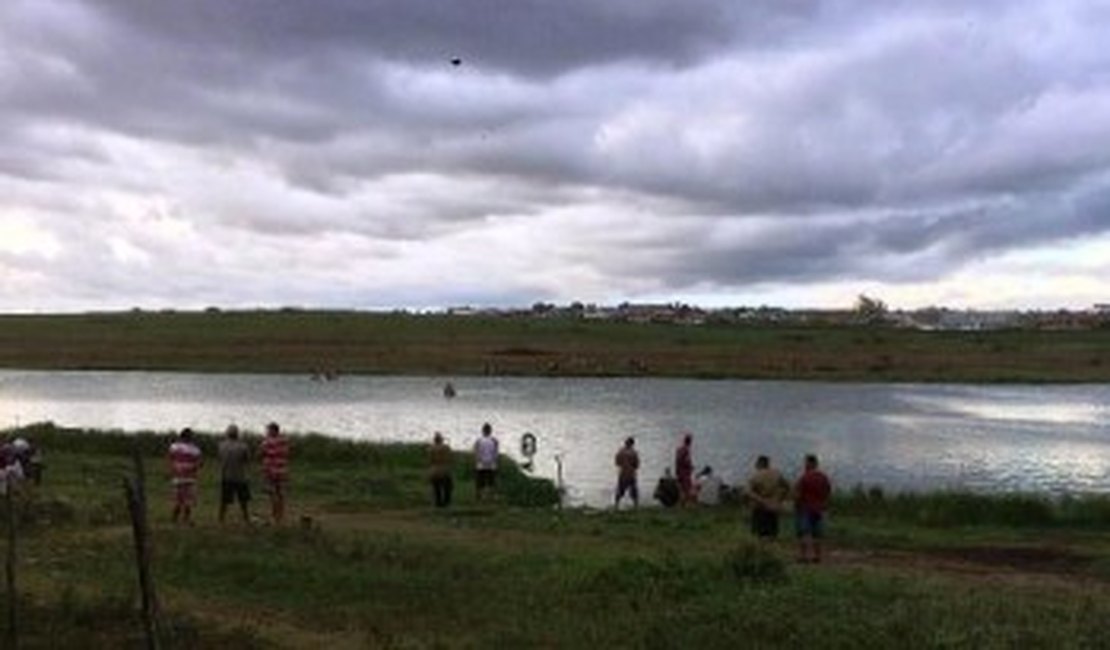 Populares encontram corpo de homem desaparecido no Lago da Perubaca, em Arapiraca