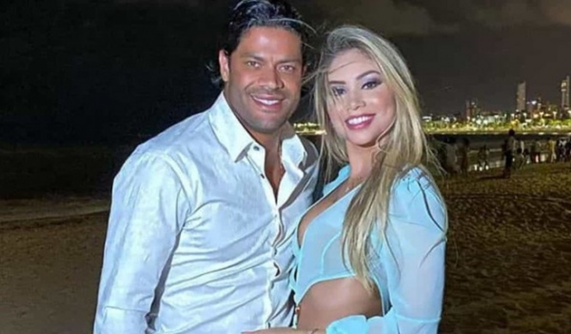 Hulk assina união estável com Camila e planeja casamento nos próximos dias