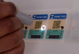 Selos antigos do Inmetro para capacete, extintor e GNV vencem em março