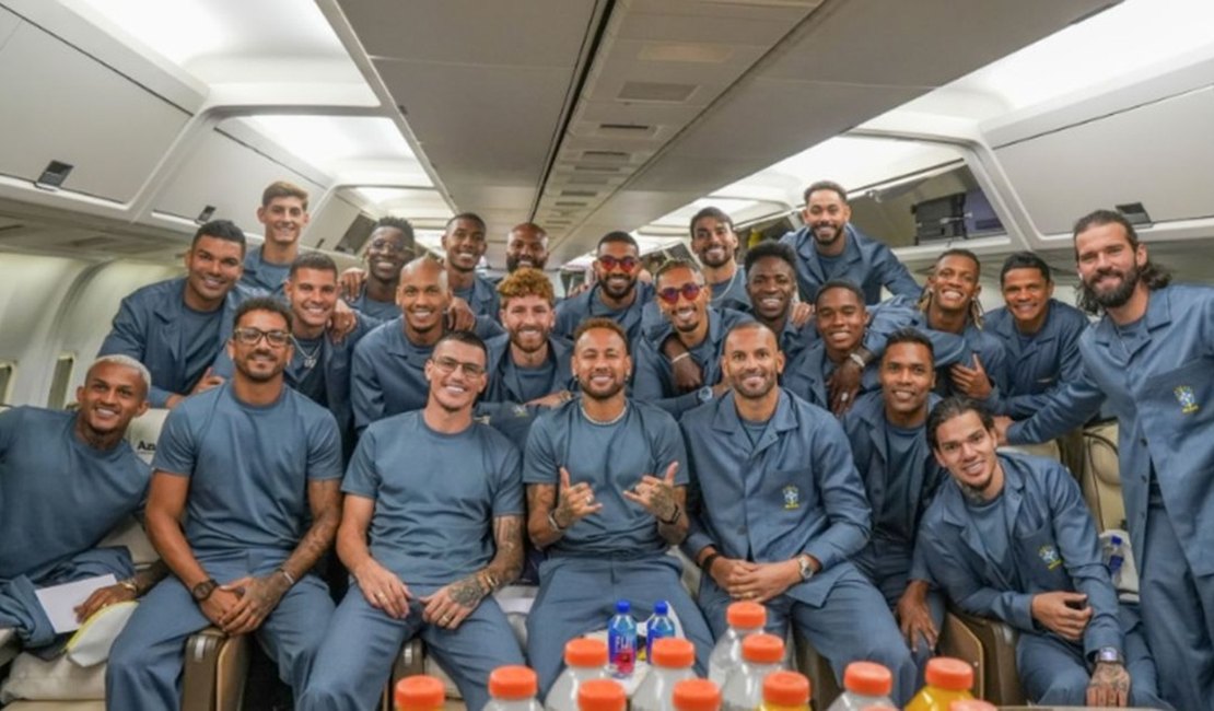 Look da Seleção Brasileira vira alvo de comentários irônicos nas redes sociais: 'Tá parecendo uniforme de enfermeiro'