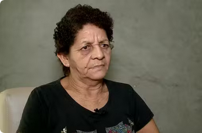 Mulher acusada injustamente de envenenar meninos fala sobre ameaças na prisão: 'Diziam que tinha uma cabeça sobrando. Era a minha'