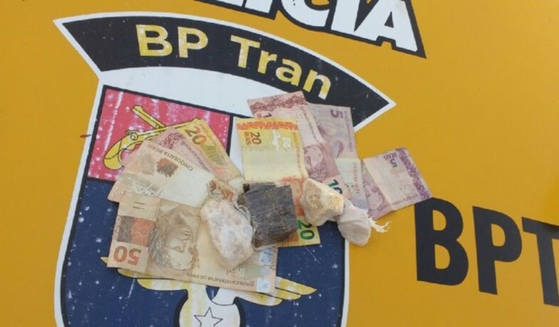 Operação apreende maconha e crack em Maceió, AL