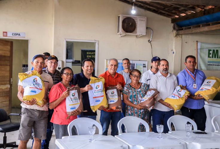 Parceria entre Prefeitura de Penedo e Governo de Alagoas beneficia 600 agricultores familiares