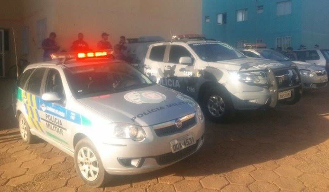 Adolescente mata padastro a tiros para proteger mãe em briga, diz PM