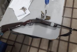Polícia detém idoso com arma de fogo ilegal em Pariconha