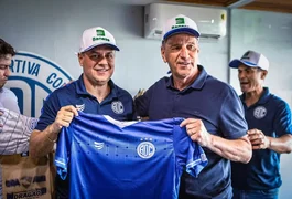 Ex-presidente do Flamengo, Rodolfo Landim apresenta proposta por SAF do Confiança
