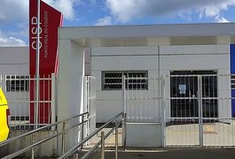 Homem é flagrado urinando em área de acesso restrito em CISP de cidade alagoana