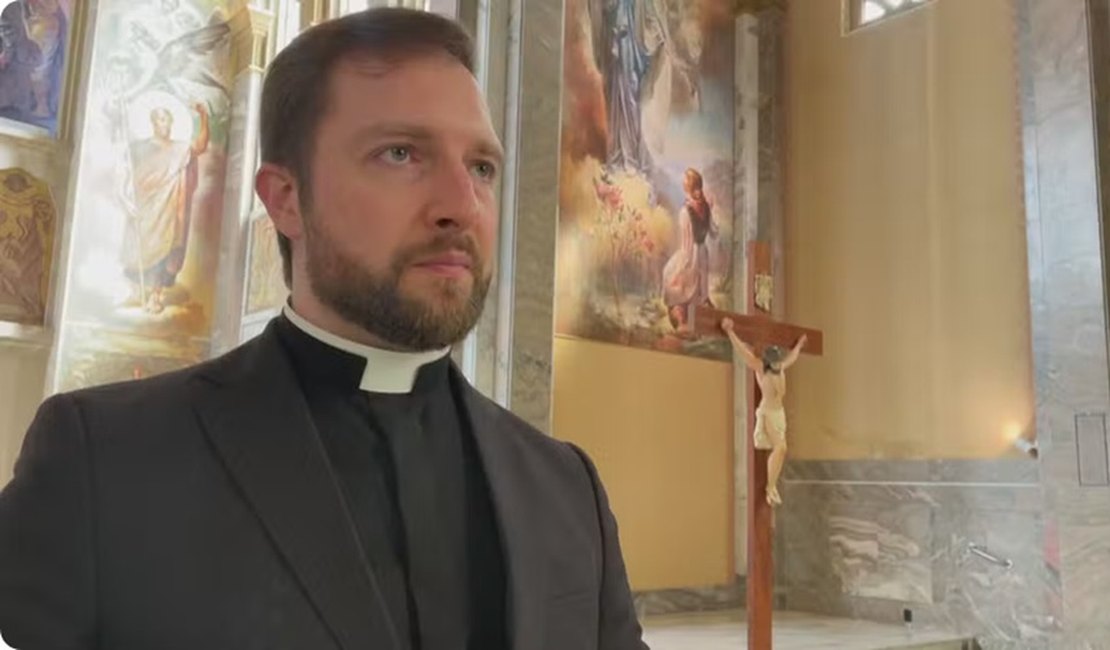 Primeiro padre exorcista da Serra do RS assume função e já tem fila de espera para atendimentos; entenda como funciona ritual